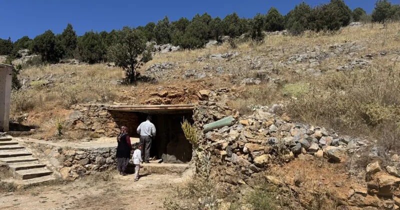 Gökçeyurt taki mağara yöre halkının doğal soğuk hava deposu oldu