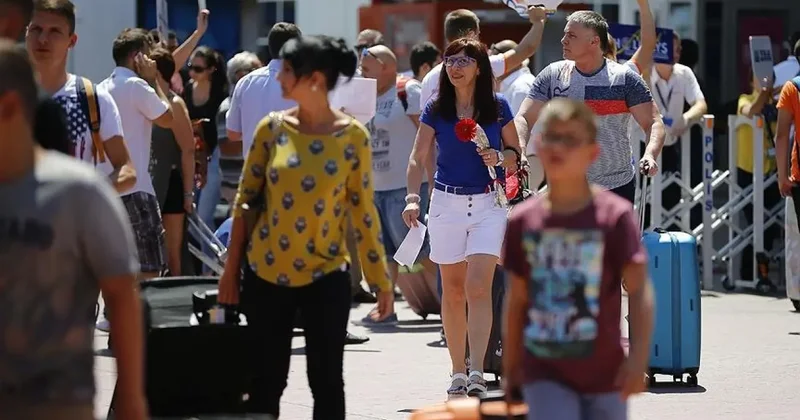 Rusların Türkiye tatili için bütçe alarmı! 2027 yazı için planlara başladılar