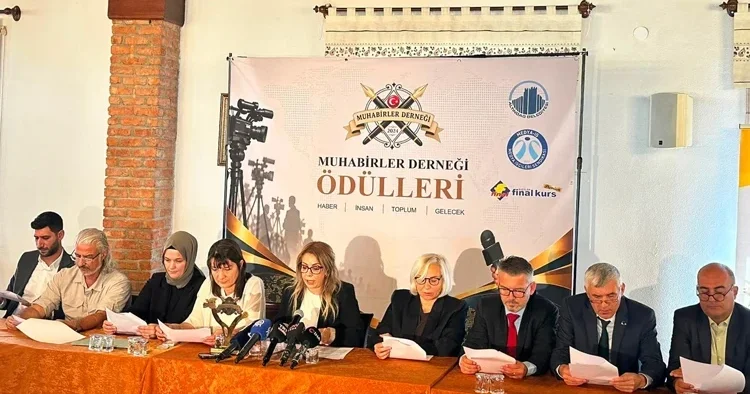 Yılın Gazetesi ödülü Hürriyet’e: Demirören Medya’ya 9 ödül