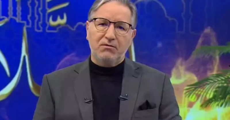 Canlı yayında acı haber: Prof. Dr. Mustafa Karataş ın kardeşi vefat etti