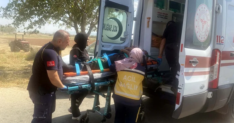 Alaşehir de tarım işçisi dolu minibüs kazası: 14 yaralı