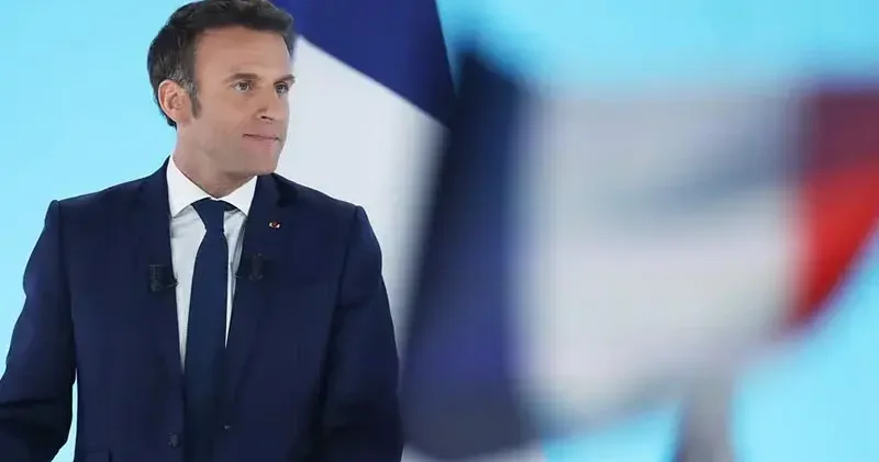 Macron: 15 yaş altına sanal medya yasağı tüm Avrupa da standart olmalı
