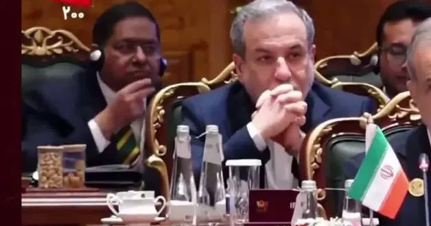 Hint diplomatın iştahı zirveye damga vurdu, sonunda kutuyu önünden aldılar!