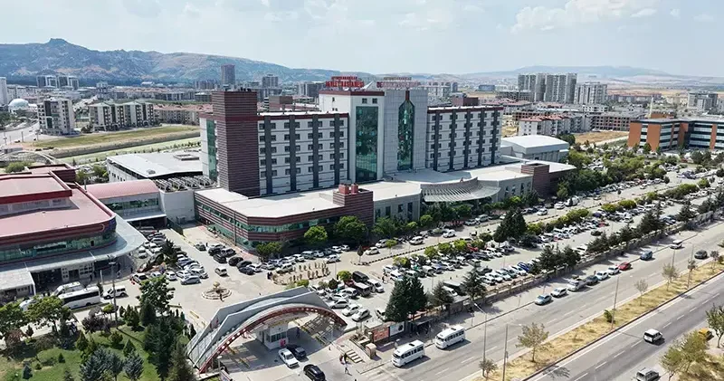 Afyonkarahisar da reçeteli ilaçların yasa dışı yollarla temini operasyonu; 15 gözaltı
