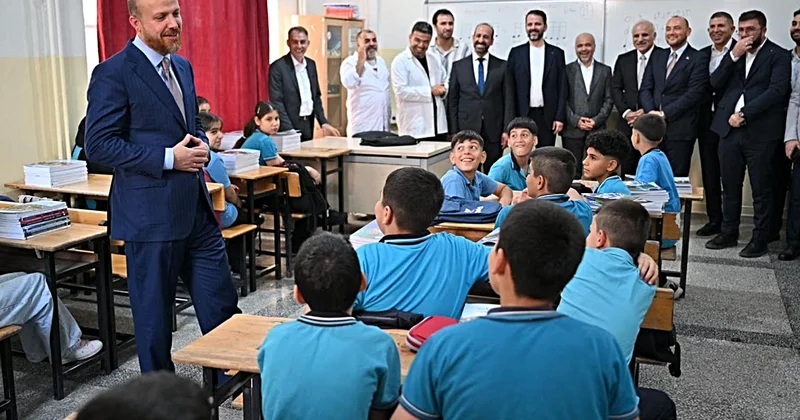 Bilal Erdoğan ders zilinde Diyarbakır da: Kimsenin sizin geleceğinizi tehlikeye atma lüksü olmamalı