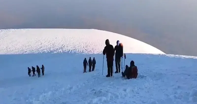 Ağrı Dağı için uyarı: Buzullar küçülüyor