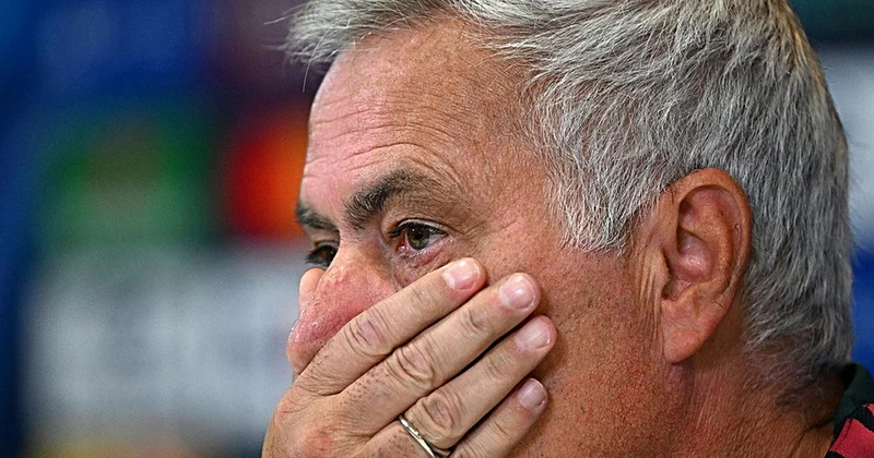 Mourinho dayanamadı, isyan etti: Sizden bıktım