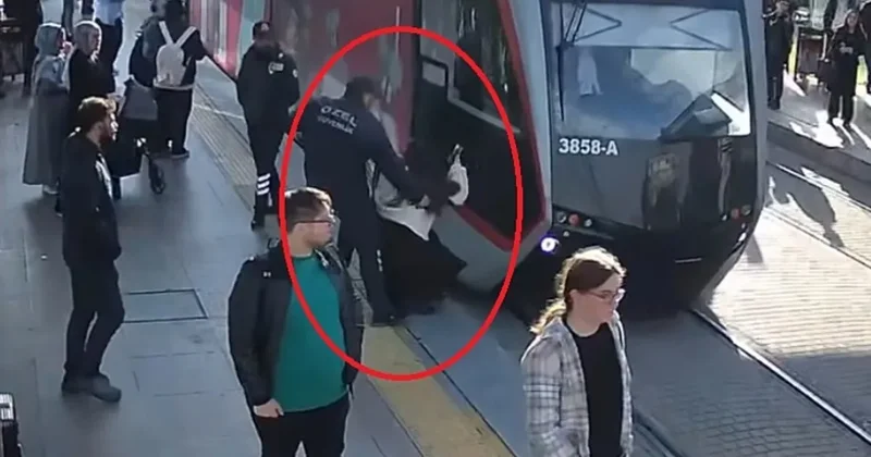 Kayseri de yürekler ağza geldi! Tramvayın önüne atladı: Güvenlik görevlisi son anda kurtardı!
