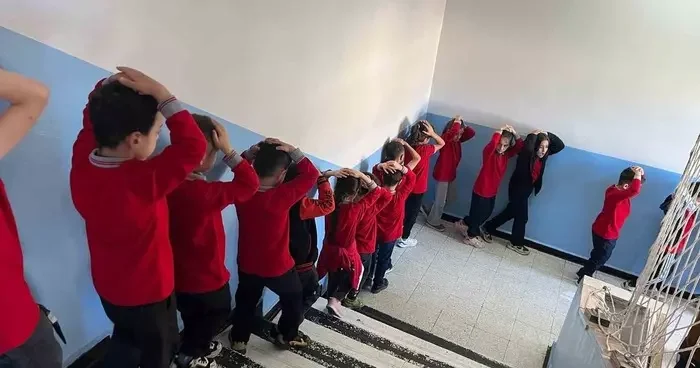 Bingöl’de 54 okulda eş zamanlı deprem tatbikatı