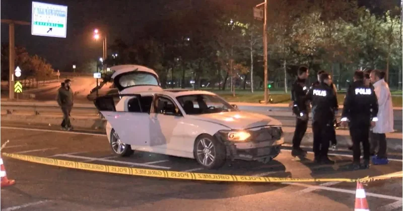 Dur ihtarına uymadı 5 polis aracına çarptı
