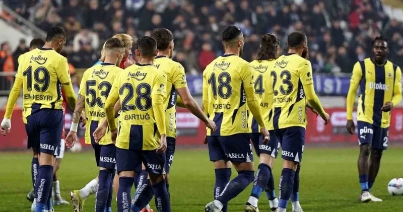 Fenerbahçe de kimin kimi dövdüğünü açıkladı: Yumruklar konuşmuş!