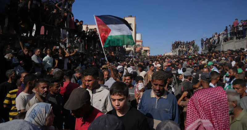 Hamas: İsrail, ateşkes anlaşmasını ihlal ederek Gazze’de Filistinlileri öldürdü Dış Haberler