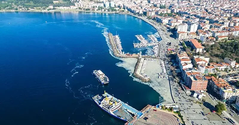 Planktonla beslenen balıkların stok yoğunluğu kontrol edilmeli