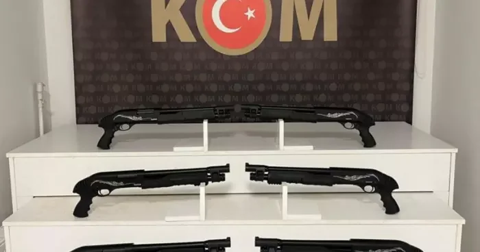 Kocaeli de kaçak silah operasyonunda 6 pompalı tüfek ele geçirildi