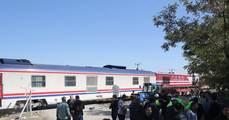 Öğrenci servisine tren çarptı: Yaralı öğrenciler var Sözcü Gazetesi