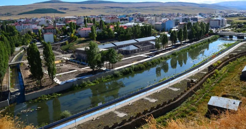 Bir zamanlar Kars ın en güzel ilçesiydi: 1 gecede il yapıldı, doğunun gözdesi oldu Sözcü Gazetesi