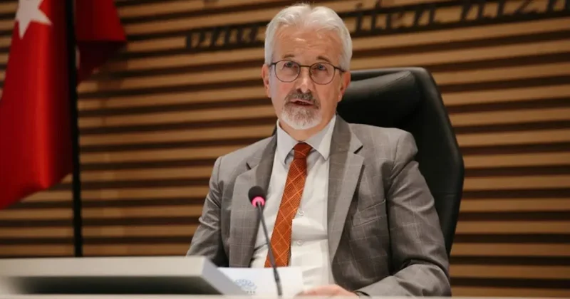 Eski belediye başkanı ve 14 şüpheli tutuklandı