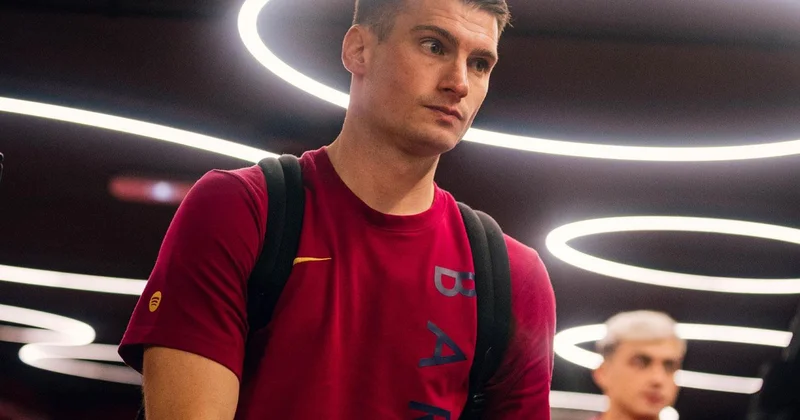 Galatasaray Stadyumu ndaki atmosfer nasıldı? sorusuna Livakovic ten çarpıcı cevap