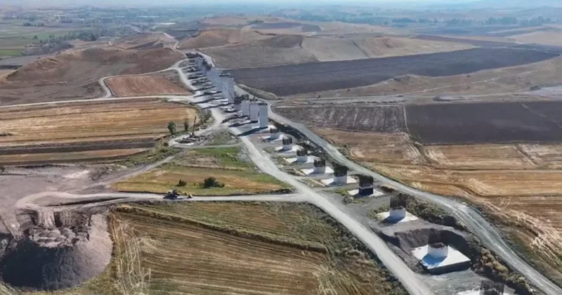 Demir yoluna ilk kez bağlanacak! Projede çalışmalar hızlandı: Yolculuk 1 saat 20 dakika