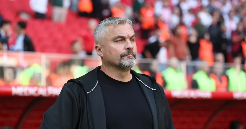 Thomas Reis in aklı Beşiktaş ta! Avrupa da rotasyon kararı