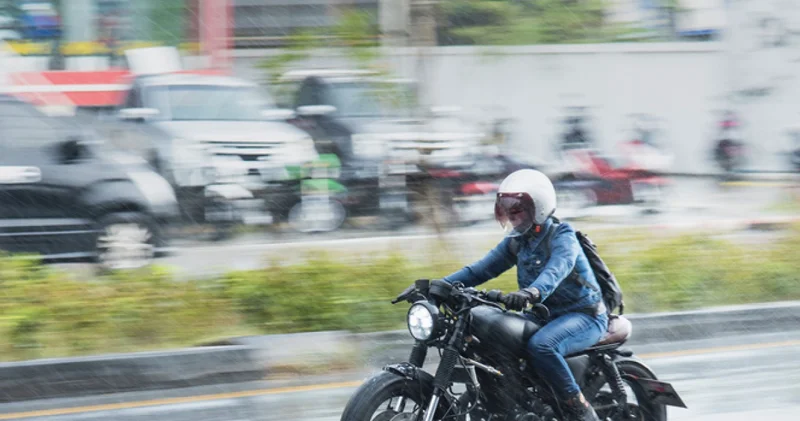 Motokuryeler çalışıyor mu? Motosiklet ve motokuryeler yasak mı?