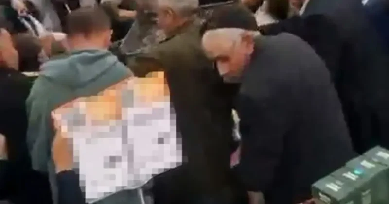 Iğdır’da markette ucuz palamut izdihama neden oldu
