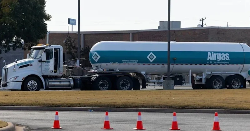 Amonyak sızdıran tanker kenti felç etti! Yüzlerce kişi tahliye edildi