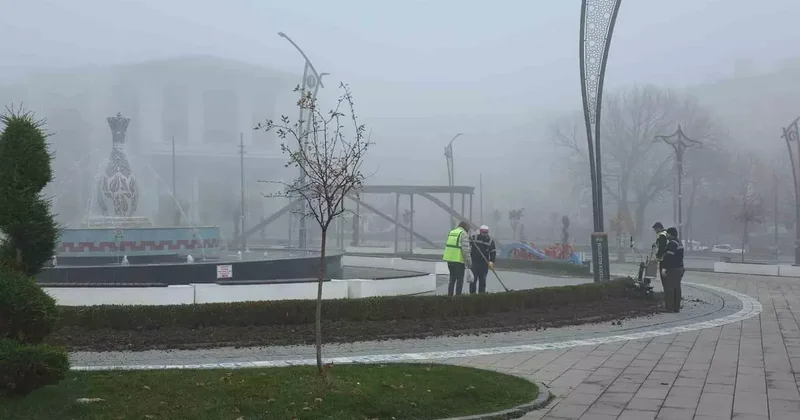 Kütahya’da yoğun sis ulaşımı olumsuz etkiledi