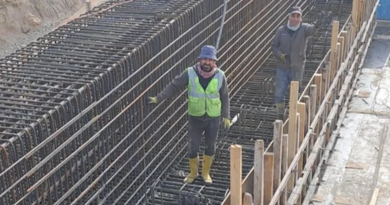 Çok acı kare! Birlikte poz verdikleri iskele çöktü, 4 ü hayatını kaybetti! Son dakika haberleri