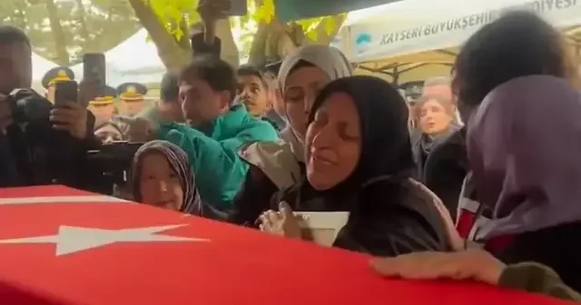 Şehit Nihat İlgen’e acılı anneden yürek yakan veda: Allah’ım bu nasıl acıymış VİDEO İZLE