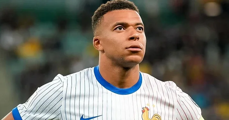 Mbappe sakatlığı nedeniyle milli takım kampından ayrıldı!