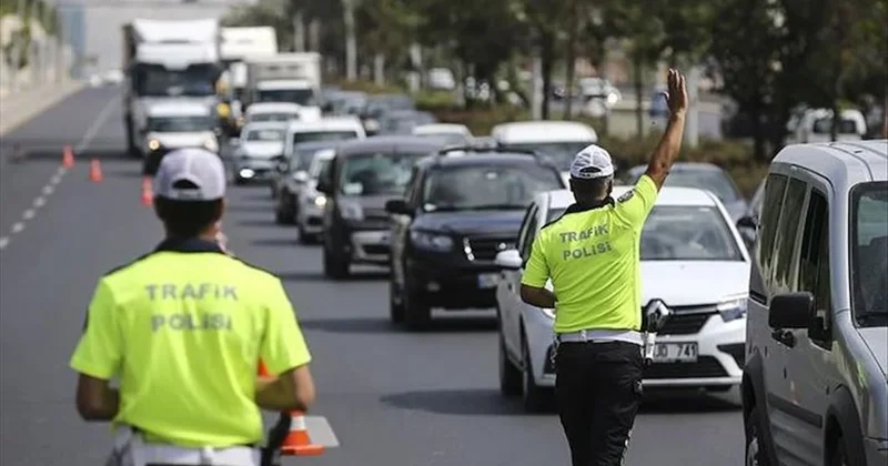 Araç sahipleri için zorunluluk yarın başlıyor: Yapmayanlara 5 bin TL ceza kesilecek Sözcü Gazetesi