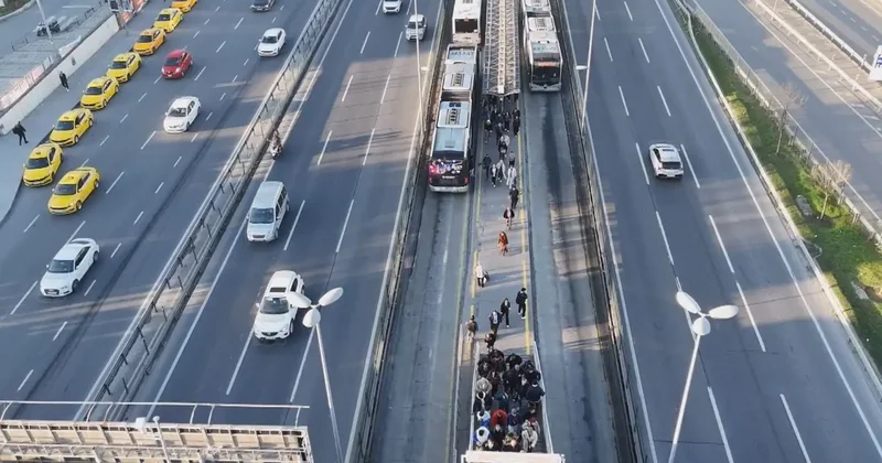Metrobüs Kazasında Engelli Adam Hayatını Kaybetti