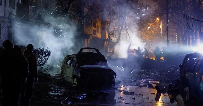 Rusya, Kiev’in tüm bölgelerini vurdu: Şehir genelinde yangınlar çıktı