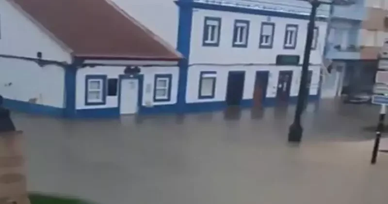 Portekiz de sel: 2 ölü