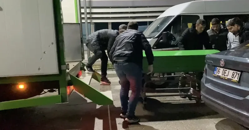 Çorum da sokak ortasında bıçaklı kavga: Baba ve oğlu hayatını kaybetti