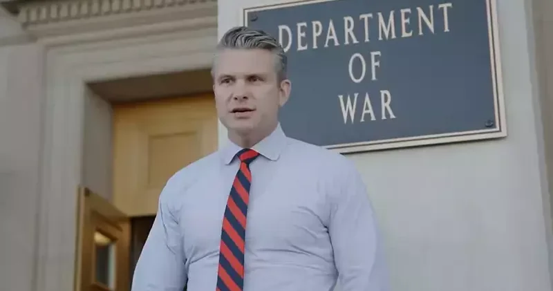 Pentagon da Savaş Bakanlığı’ tabelaları asıldı