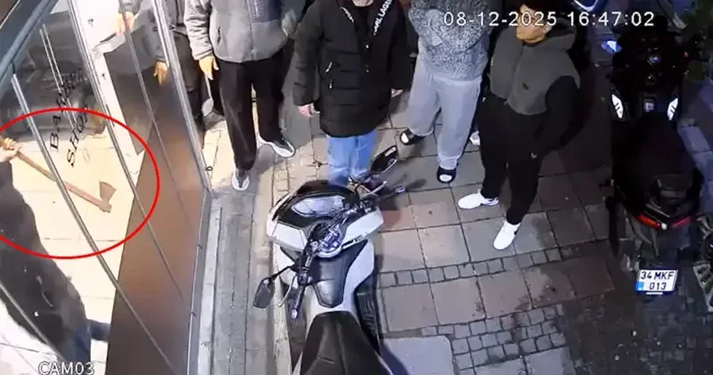 Kağıthane’de baltayla kuaförü basıp klimayı patlattı: Beni öldüreceğini söyledi