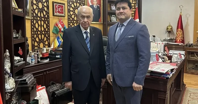 MHP li Derviş Aynacı: Karı kıyafetiyle oynamayı meslek edindiririz Sözcü Gazetesi