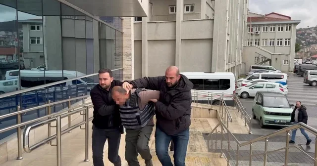 Eşime neden baktın diyen adamı bıçaklayarak öldürdü Zonguldak Haberleri