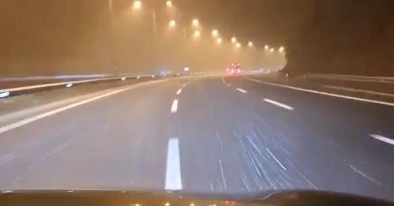 TEM’in Bolu geçişinde tipi şeklinde kar yağışı