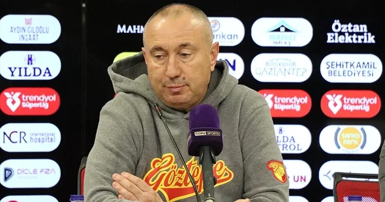 Stanimir Stoilov: Maçı daha erken bitirebilirdik!