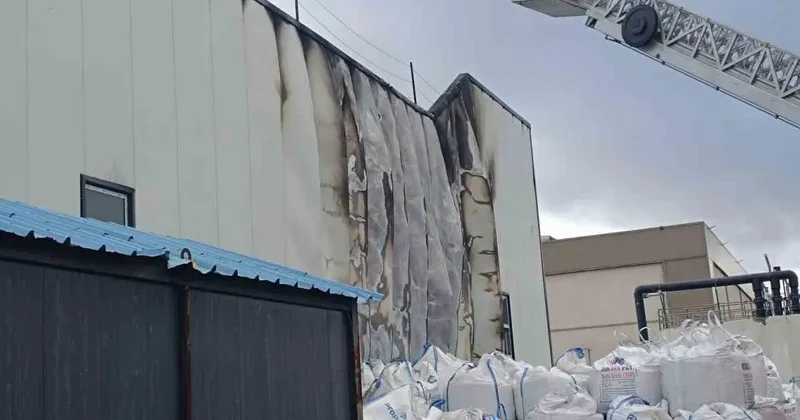 Bolu’da fabrika yangını büyümeden söndürüldü