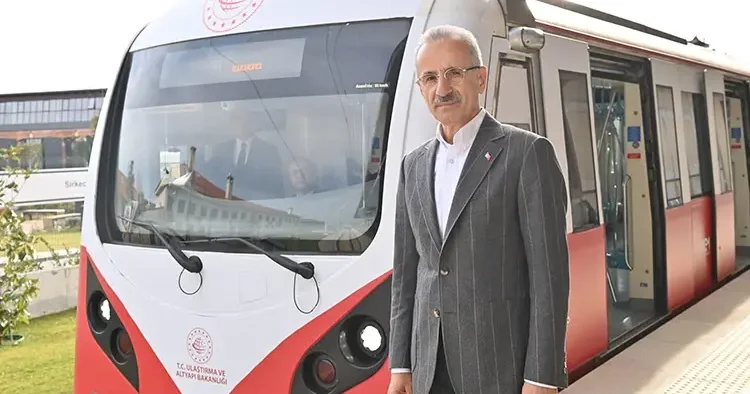 Bakan Uraloğlu duyurdu! Ankara ya yeni metro geliyor