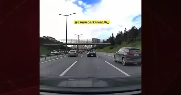 Trafikte makas atan maganda bu sefer kaçamadı!