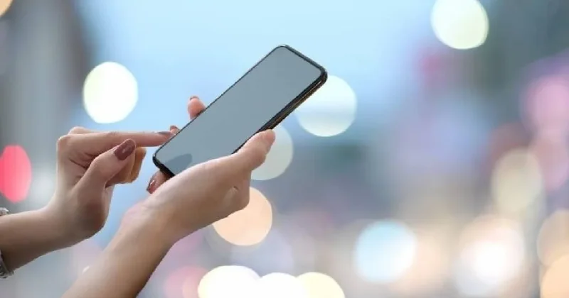 Bu bölgede açık alanlarda cep telefonu kullanmak yasak: Duyan çok şaşırıyor Sözcü Gazetesi