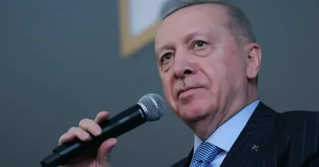 Cumhurbaşkanı Erdoğan Türk bayrağını yerden kaldırdığı anlardan bahsetti VİDEO İZLE