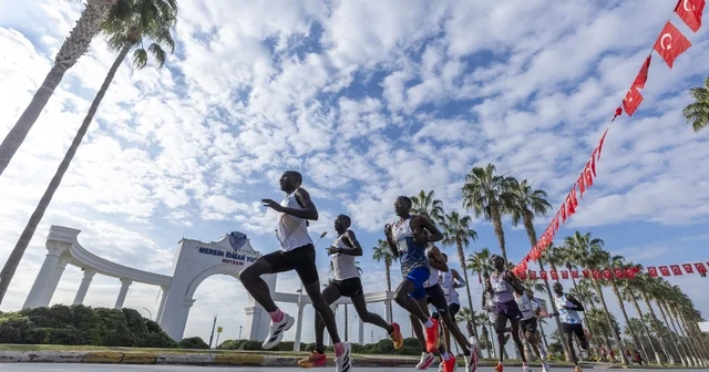 Türkiye nin en hızlı maratonu yine Mersin de koşuldu Mersin Haberleri