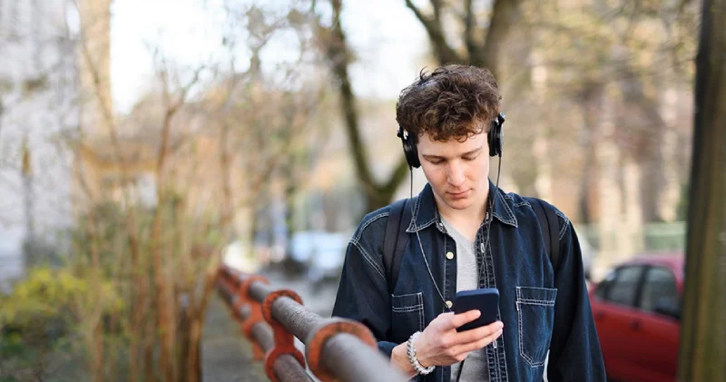 Araştırma: Yeni neslin kaygısı büyüyor, Z kuşağı dünyayı korkutucu buluyor