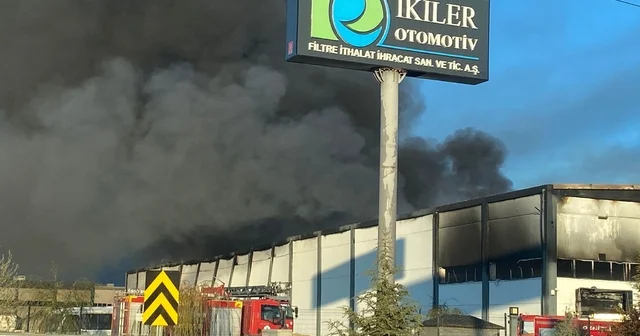 Denizli de filtre fabrikasını alevler sardı Yoğun uğraşlar sonucu söndürülen alevler fabrikayı kullanılamaz hale getirdi Denizli Haberleri